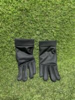 SotoGuantes HMD TM