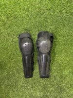 Rodilleras Roan Negras