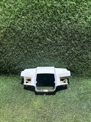 Plástico frontal Peugeot Rapido