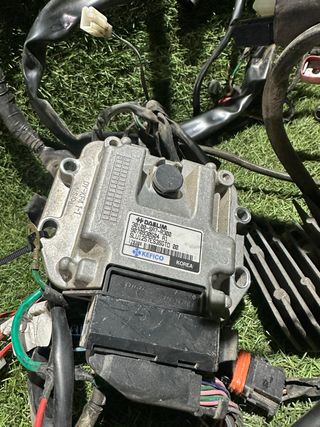 i6220203690.jpg ECU Daelim S1 FI 2008 - Imagen 1