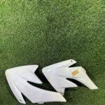 Plásticos laterales Pit bike blancos