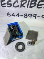 Pack tornillos y piezas varias Piaggio Hexagon - Imagen 3