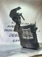 Cubre bajos Yamaha Majesty 250 - Imagen 2